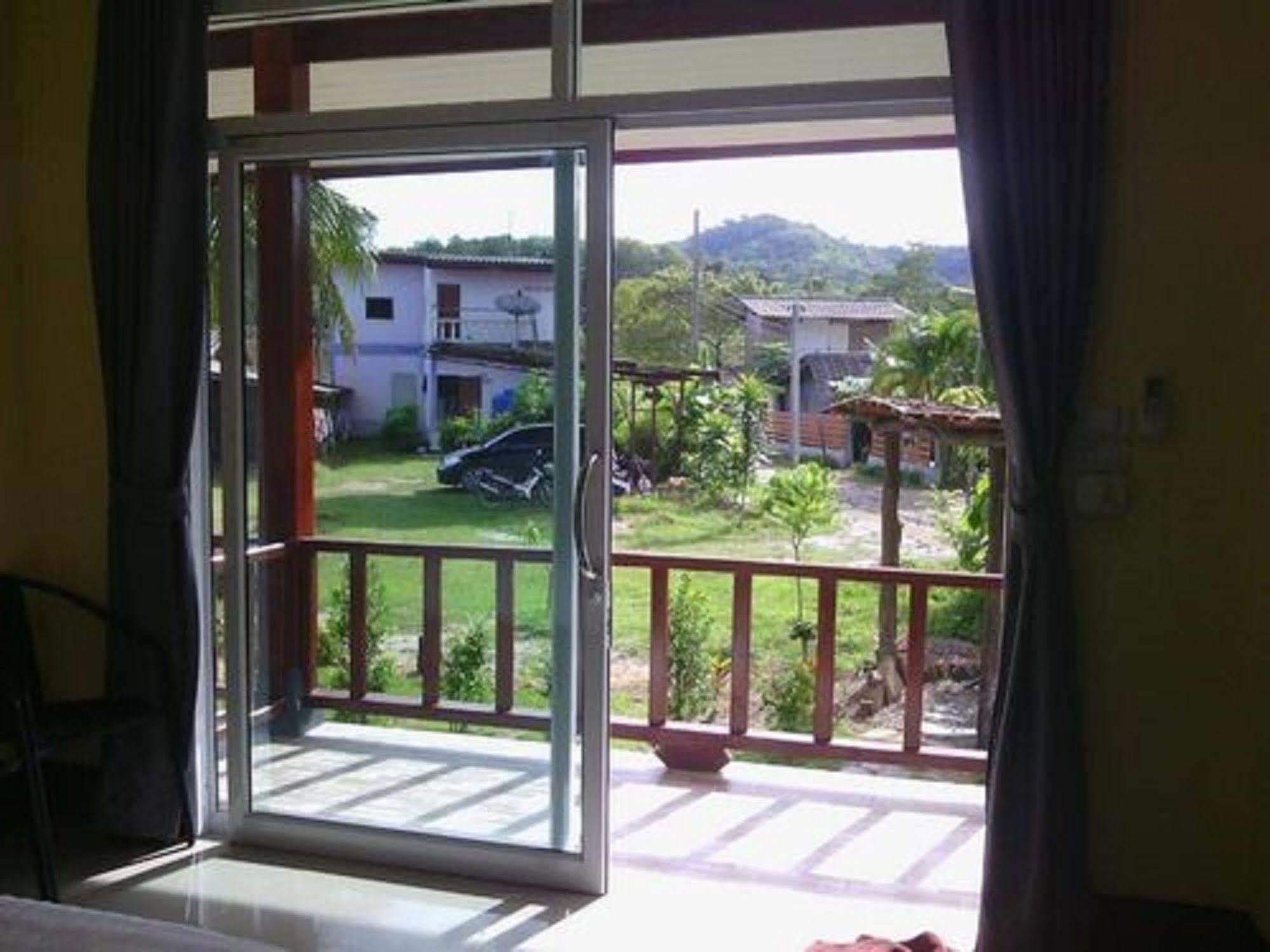 Sunanta Bungalow Koh Lanta Exterior foto